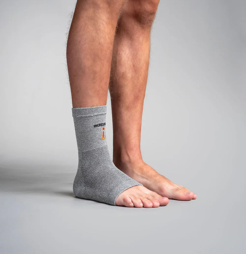 Tutore Incrediwear sulla caviglia